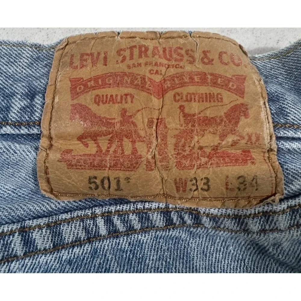 Levi's 501 Jeans Mens 33x34 Blue Light Wash Button Fly Distressed Ripped Grunge